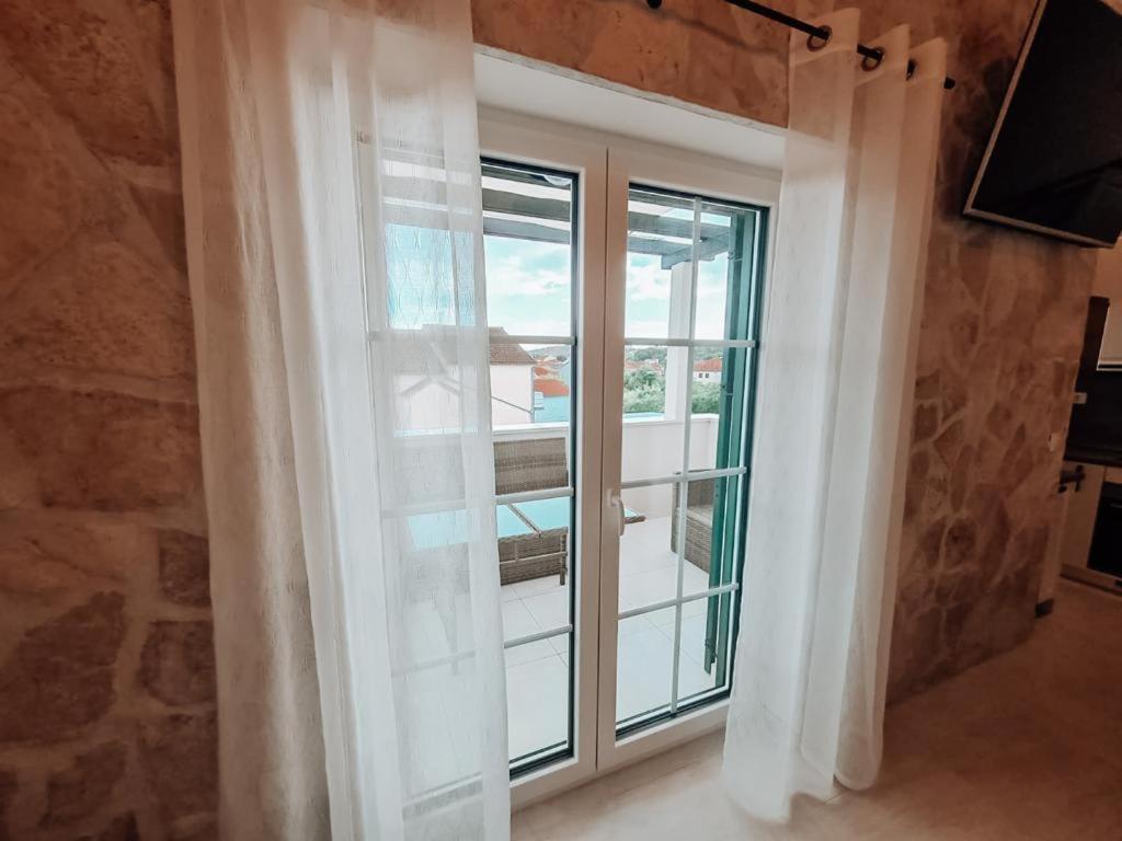 Stone House Jezera Apartment Bagian luar foto