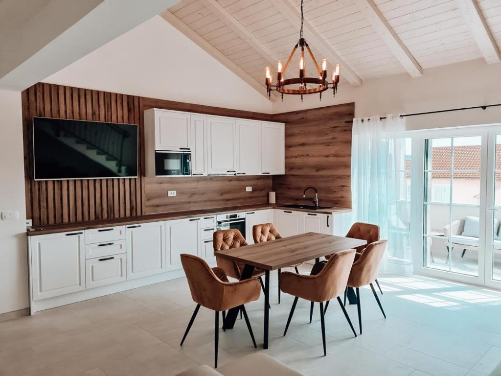 Stone House Jezera Apartment Bagian luar foto