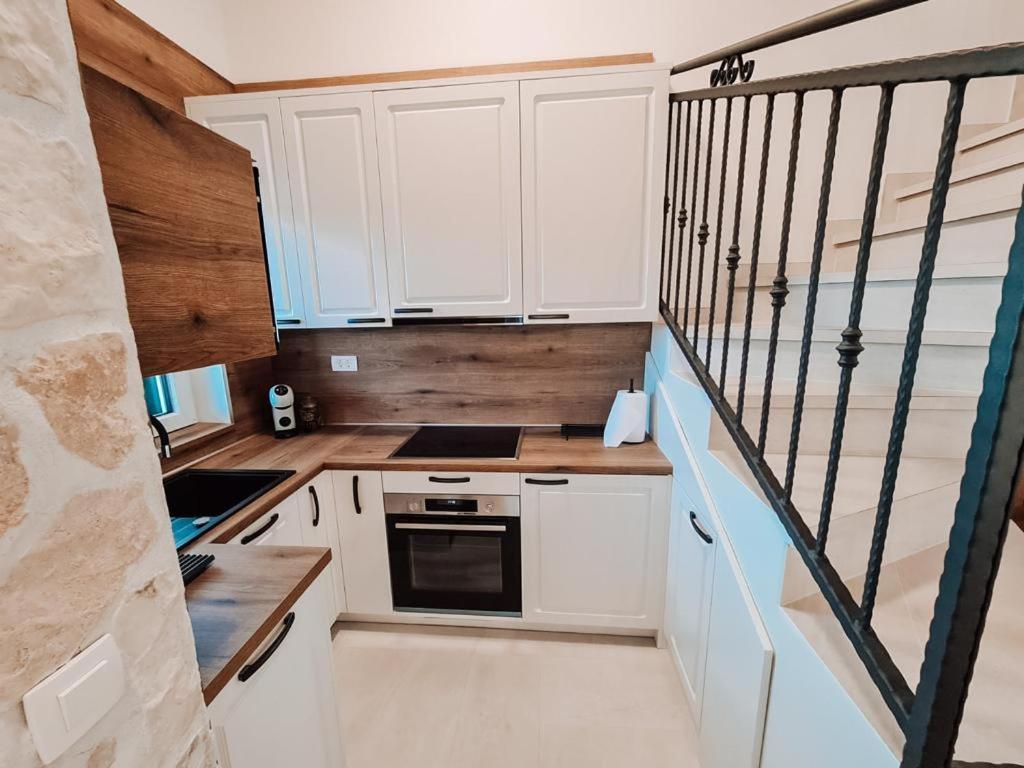 Stone House Jezera Apartment Bagian luar foto