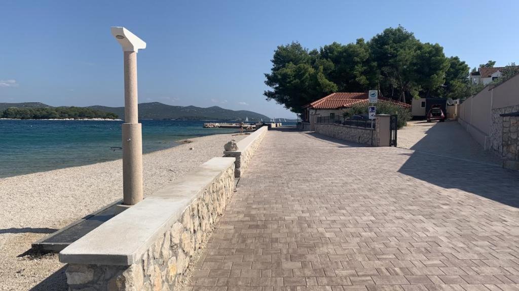 Stone House Jezera Apartment Bagian luar foto